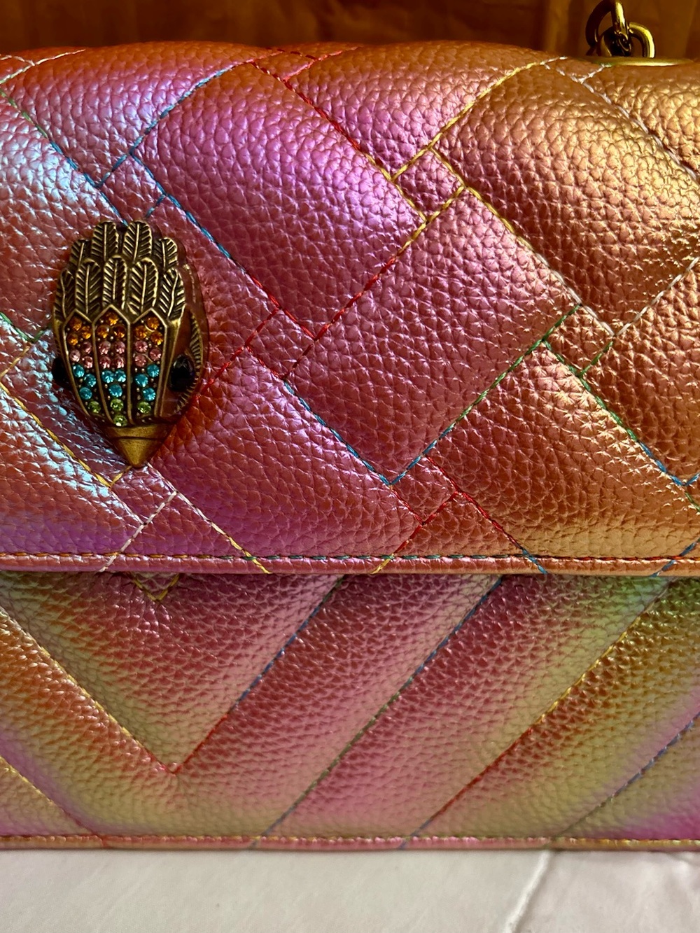 Brand New!! Iridescent Quilted Shoulder Bag in Pink-Gold - Picture 4 of 8